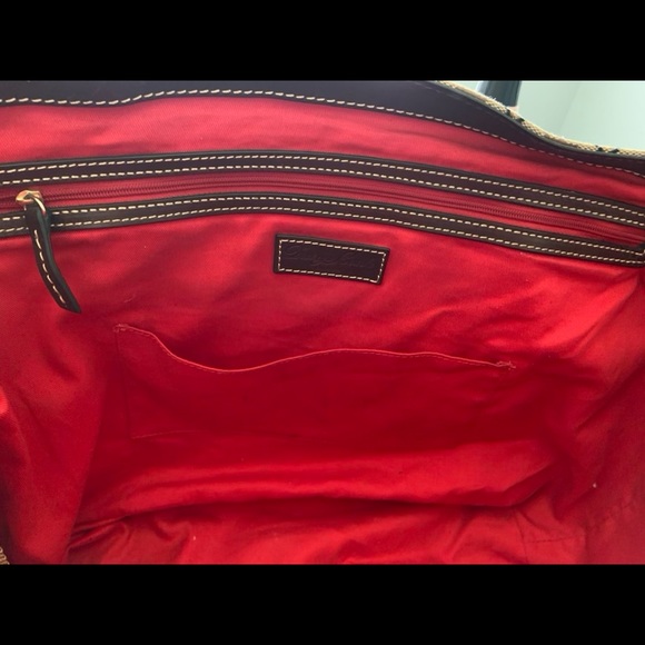 Dooney & Bourke Signature Large Tote Handbag - Picture 3 of 6
